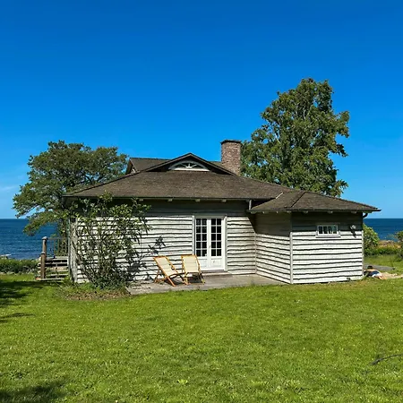 Summer House With Sea View At Bolshavn Σπίτι διακοπών