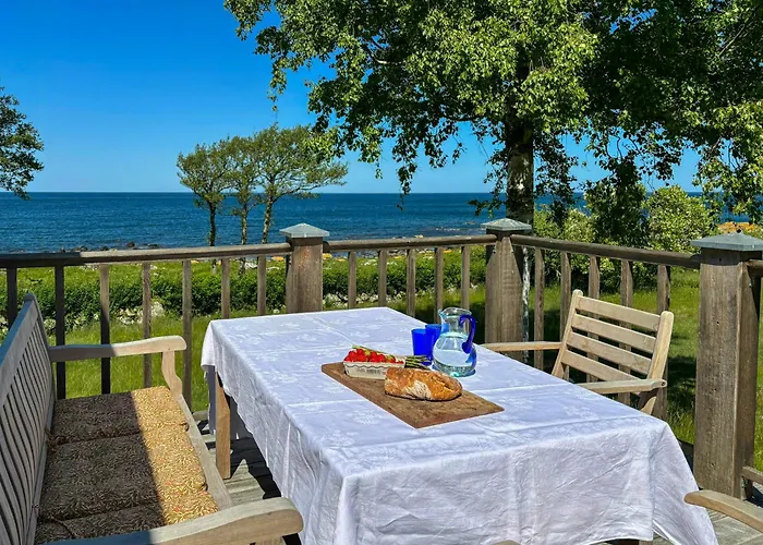 Σπίτι διακοπών Summer House With Sea View At Bolshavn